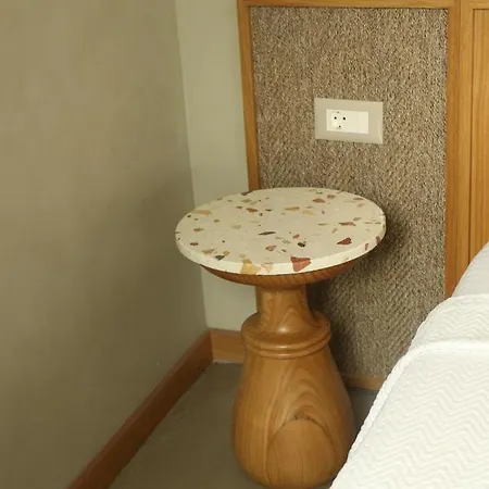 Hotel Monk *
