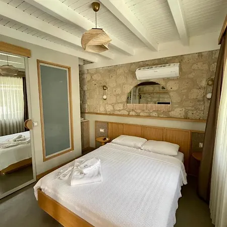 Monk Hotel