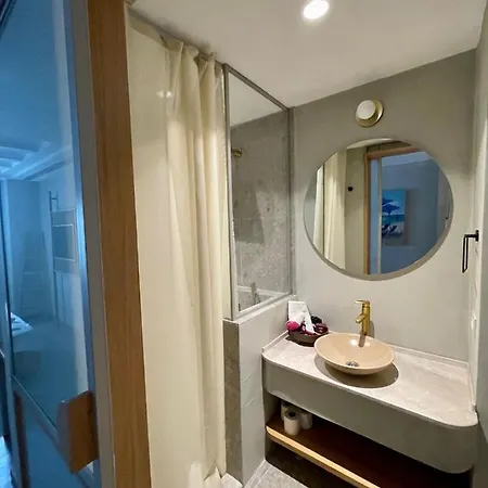 Hotel Monk *