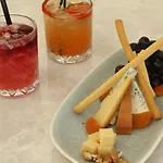 Hotel Monk *