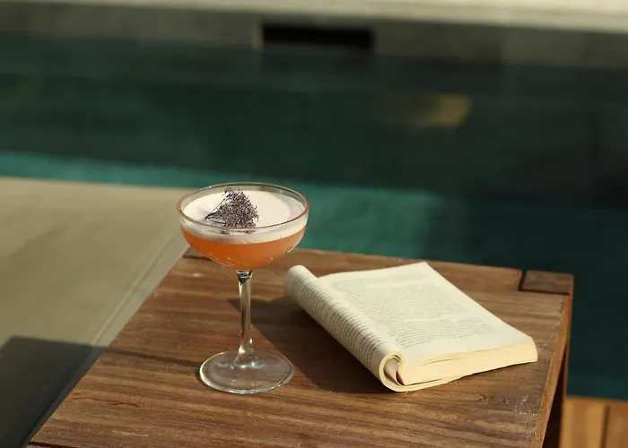 Hotel Monk